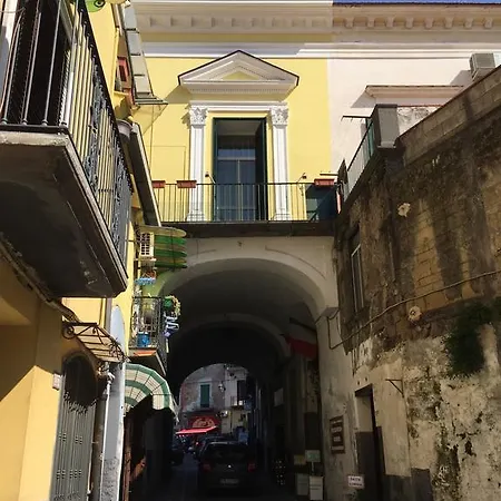 La Piazza Couette-café Gragnano