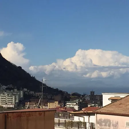 La Piazza فندق مبيت وإفطار جرانانو