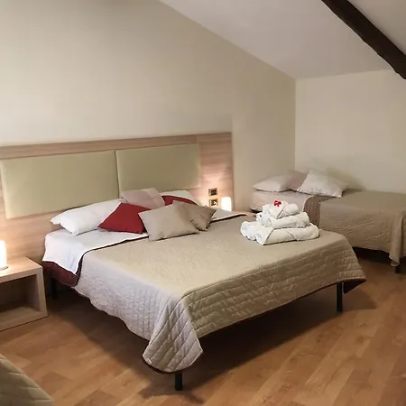 La Piazza Bed & Breakfast *