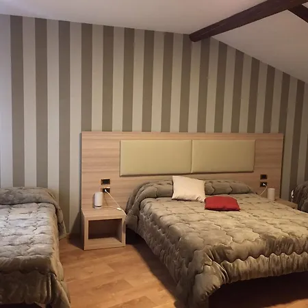 فندق مبيت وإفطار La Piazza جرانانو