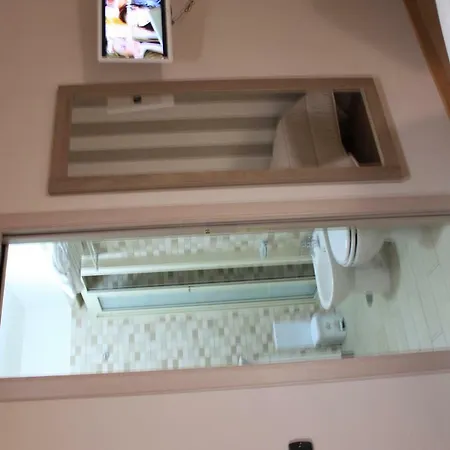 فندق مبيت وإفطار La Piazza جرانانو