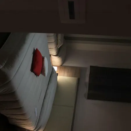 فندق مبيت وإفطار La Piazza جرانانو