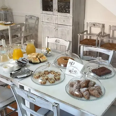 La Piazza Bed & Breakfast