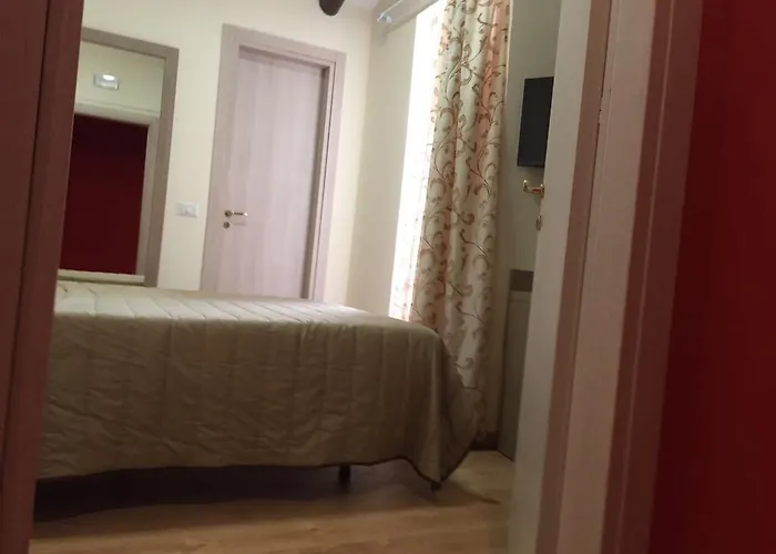 住宿加早餐酒店 La Piazza