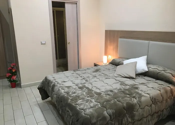 住宿加早餐酒店 La Piazza 格拉格纳诺